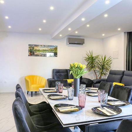 Luxury Holiday House 扎达尔 外观 照片
