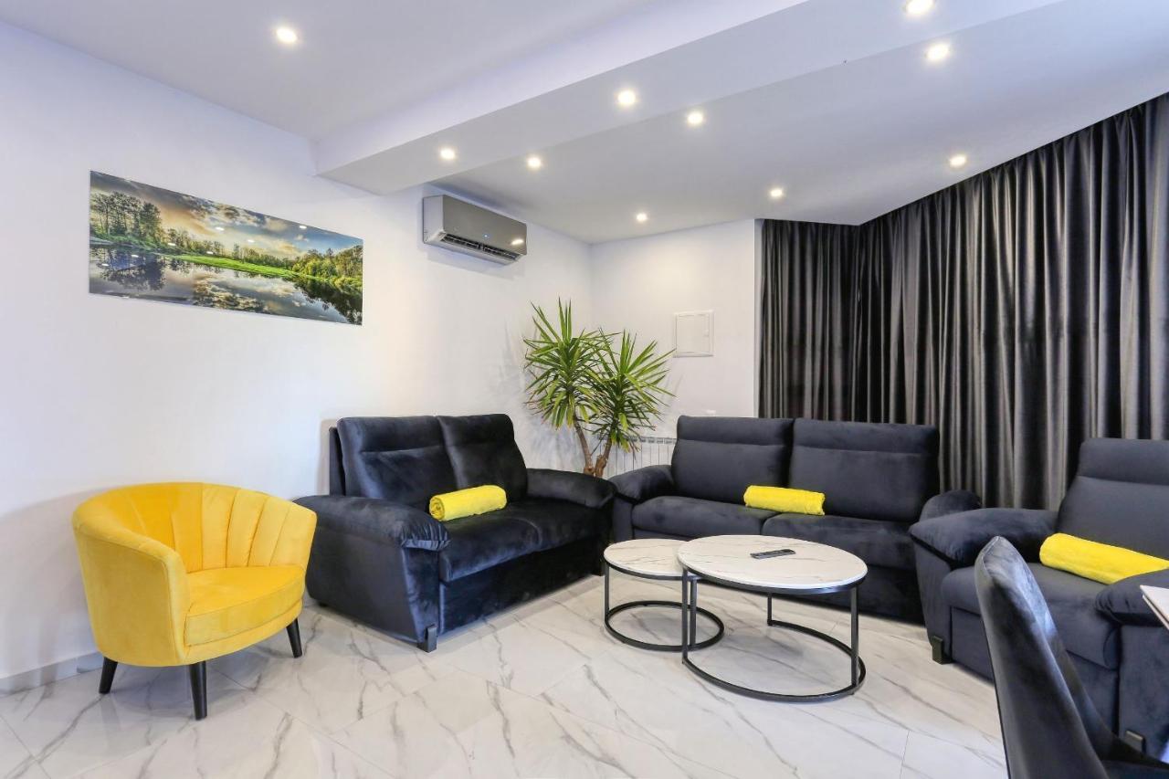 Luxury Holiday House 扎达尔 外观 照片