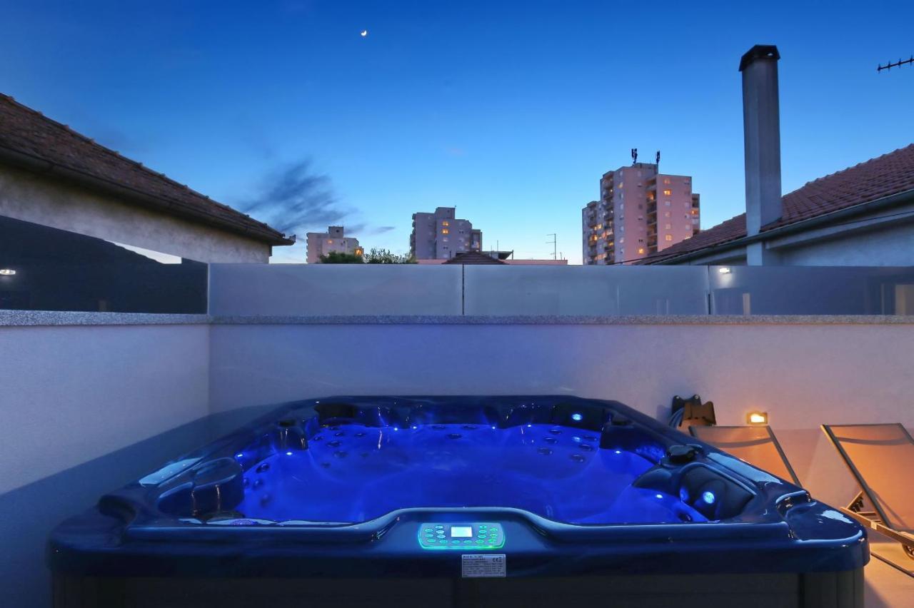 Luxury Holiday House 扎达尔 外观 照片
